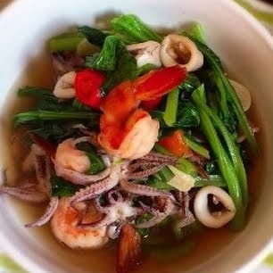 Cah-Sawi-Hijau-Seafood-min