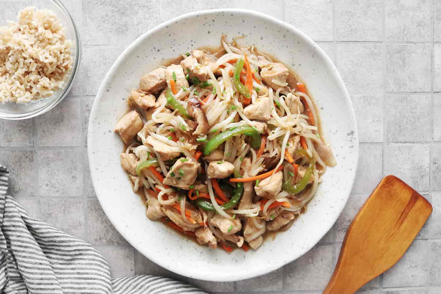chicken-with-bean-sprout-min